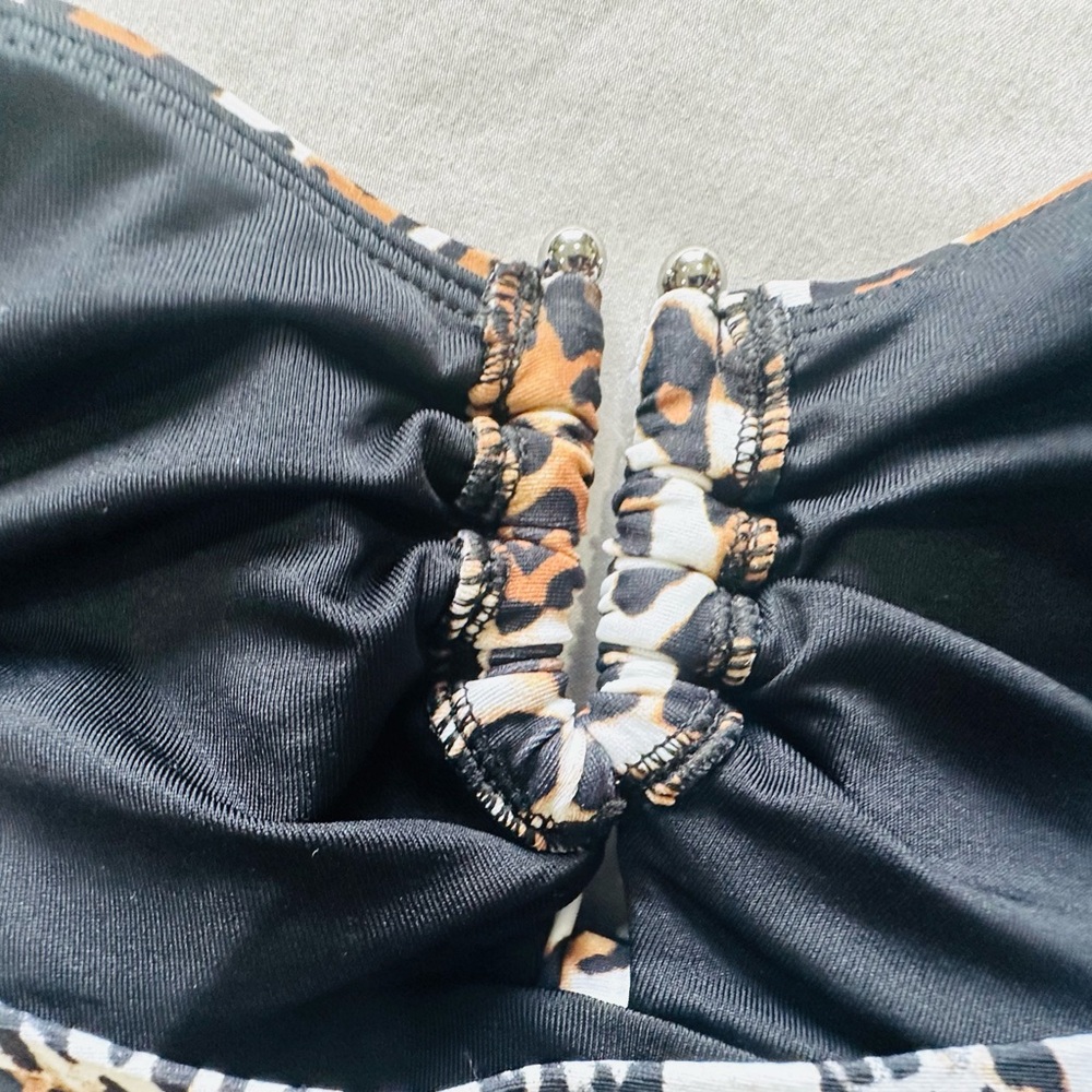 NWT Leopard Pring Tankini / Tummy Control Supportive Swim Top / Size Medium - Picture 6 of 12